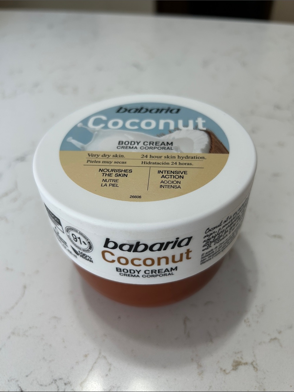 Barbaría Coconut Body Cream – Hydrating Coconut Scent (White/Tan)